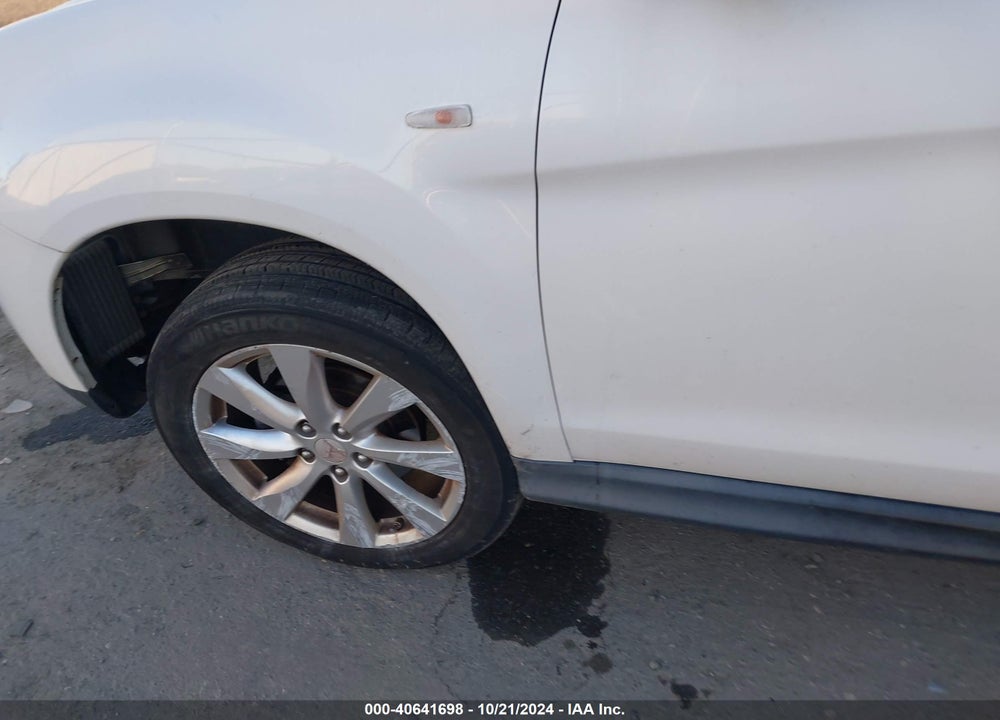 2014 MITSUBISHI OUTLANDER SPORT ES VIN: 4A4AP3AU8EE029512
