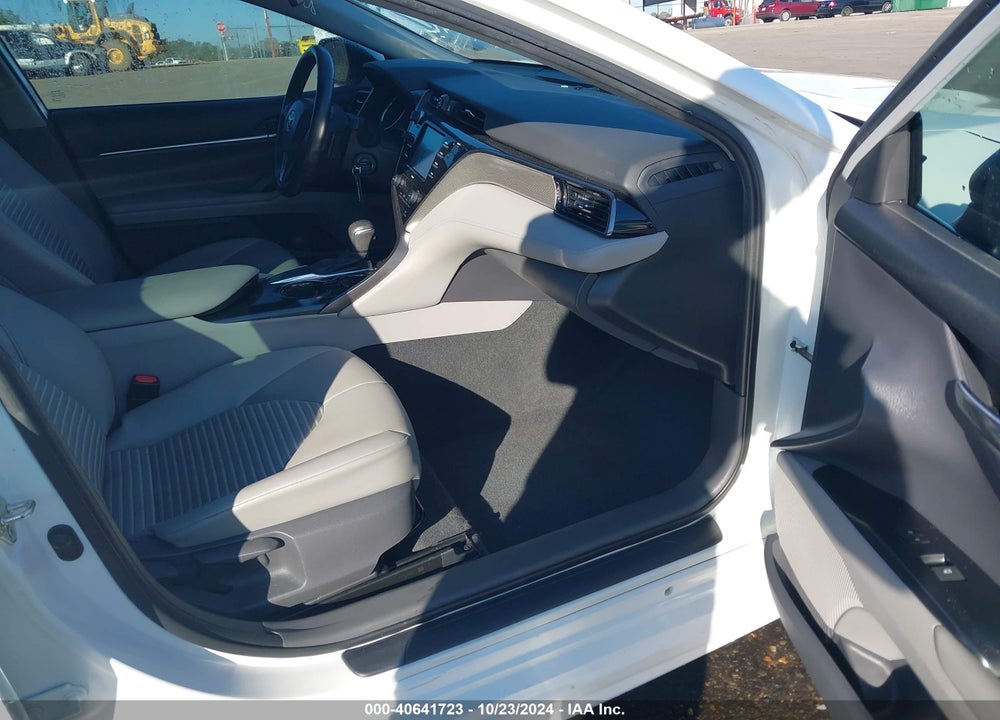 2020 TOYOTA CAMRY VIN: 4T1G11AK6LU987990