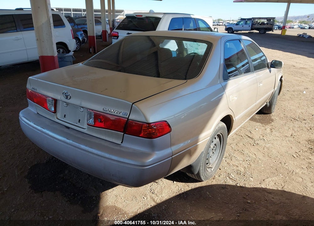 2000 TOYOTA CAMRY LE VIN: JT2BG22K3Y0490288