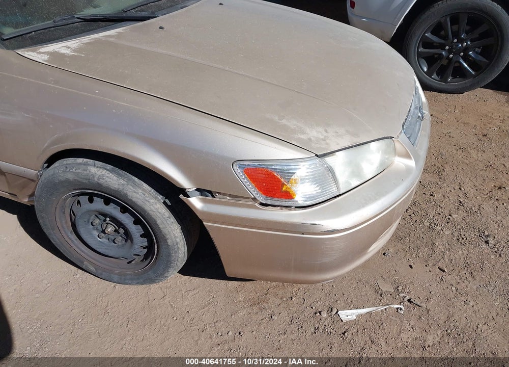 2000 TOYOTA CAMRY LE VIN: JT2BG22K3Y0490288