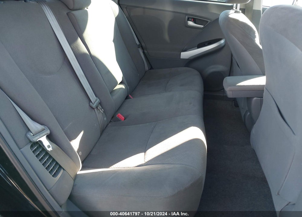 2011 TOYOTA PRIUS TWO VIN: JTDKN3DU6B0253643