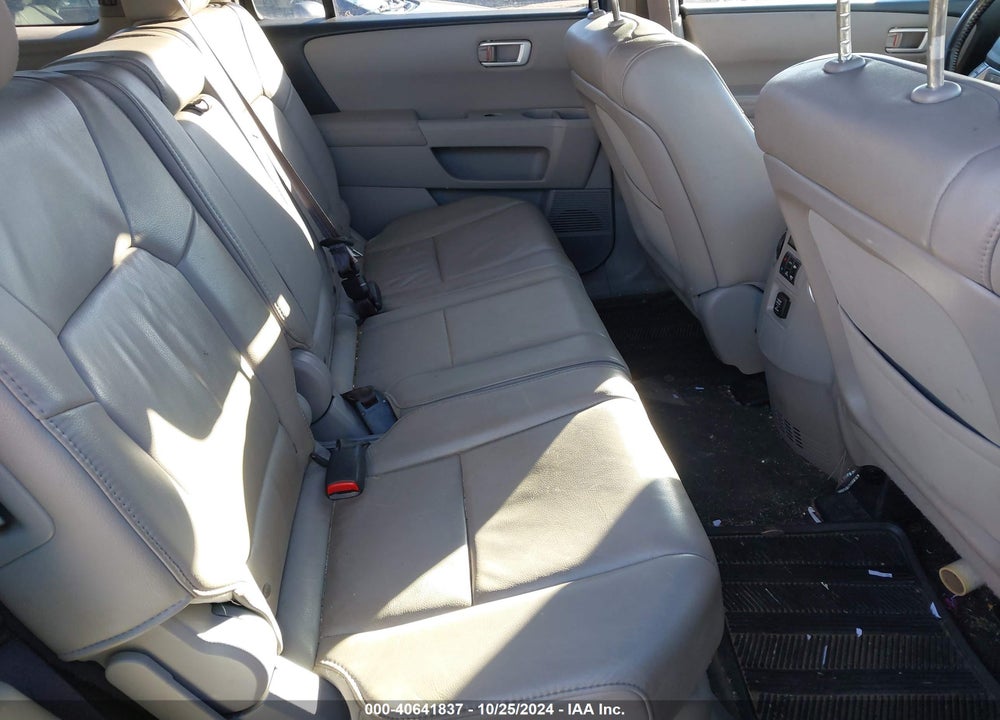 2014 HONDA PILOT EX-L VIN: 5FNYF4H53EB042244