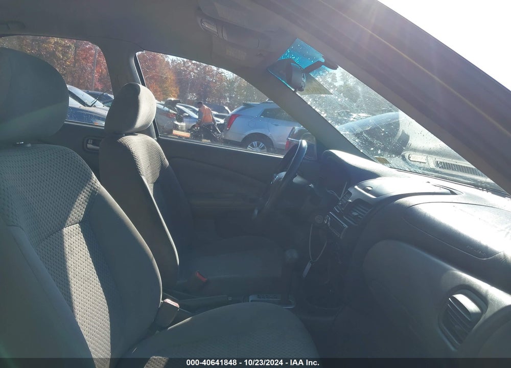 2004 NISSAN SENTRA 1.8S VIN: 3N1CB51D44L828618