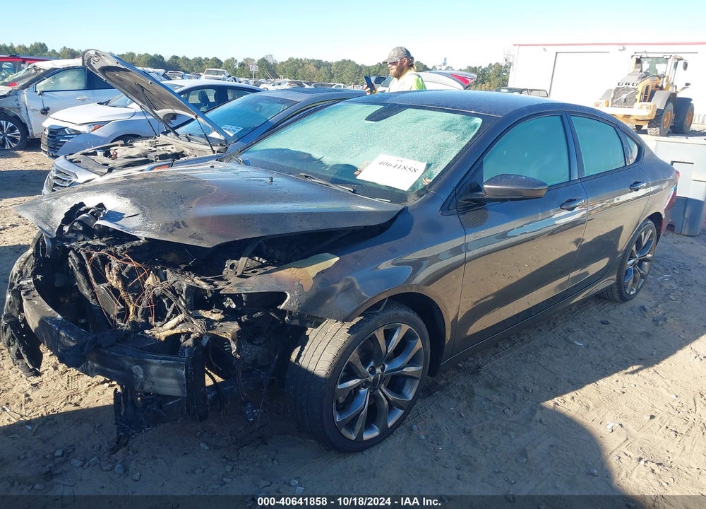 2015 CHRYSLER 200 S VIN: 1C3CCCBB2FN532080
