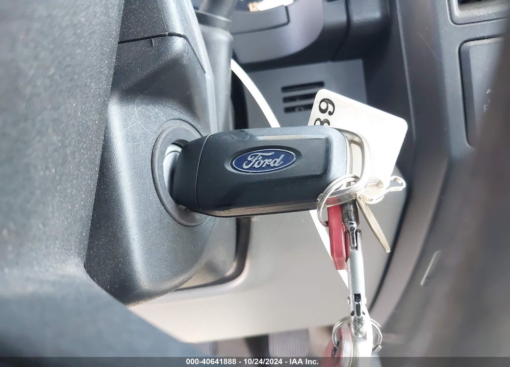 2017 FORD F-150 XL VIN: 1FTMF1EF5HKE54165