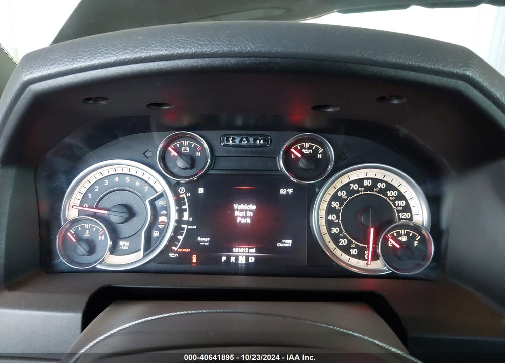 2016 RAM 1500 BIG HORN VIN: 3C6RR7LT1GG262893