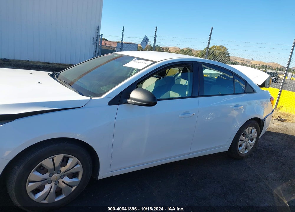 2016 CHEVROLET CRUZE LIMITED LS AUTO VIN: 1G1PC5SG2G7150358