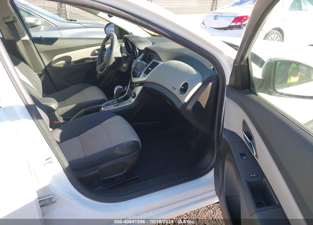 2016 CHEVROLET CRUZE LIMITED LS AUTO VIN: 1G1PC5SG2G7150358