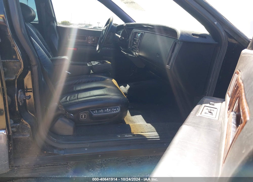 1993 CADILLAC FLEETWOOD CHASSIS VIN: 1G6DW5270PR713609