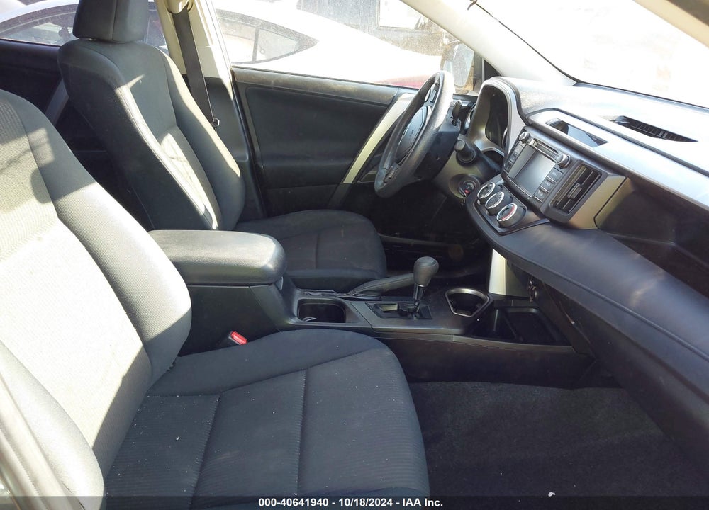 2016 TOYOTA RAV4 LE VIN: JTMBFREV6GJ065469