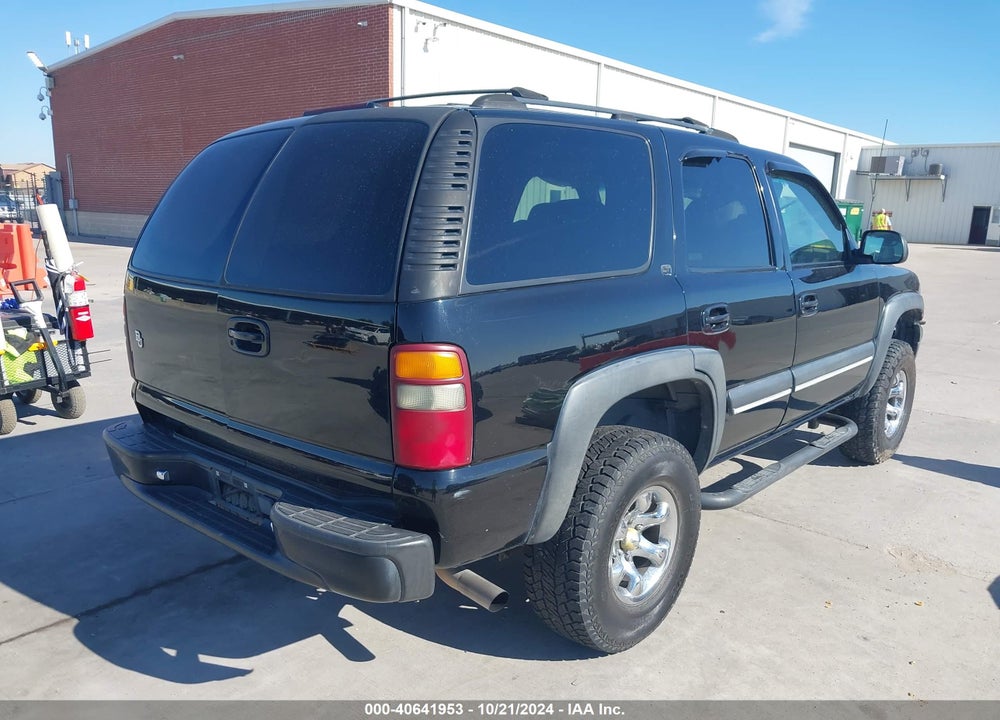 2002 CHEVROLET TAHOE LT VIN: 1GNEK13Z42R124925