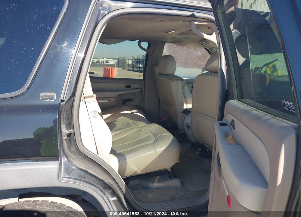2002 CHEVROLET TAHOE LT VIN: 1GNEK13Z42R124925