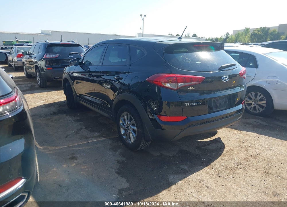 2018 HYUNDAI TUCSON SE VIN: KM8J23A48JU631716
