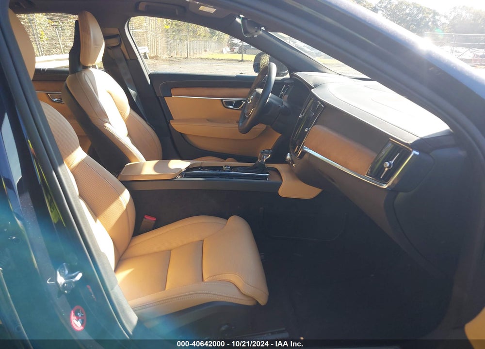 2017 VOLVO S90 T6 INSCRIPTION VIN: YV1A22MLXH1008749