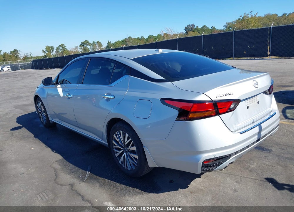 2023 NISSAN ALTIMA SV FWD VIN: 1N4BL4DV4PN395915