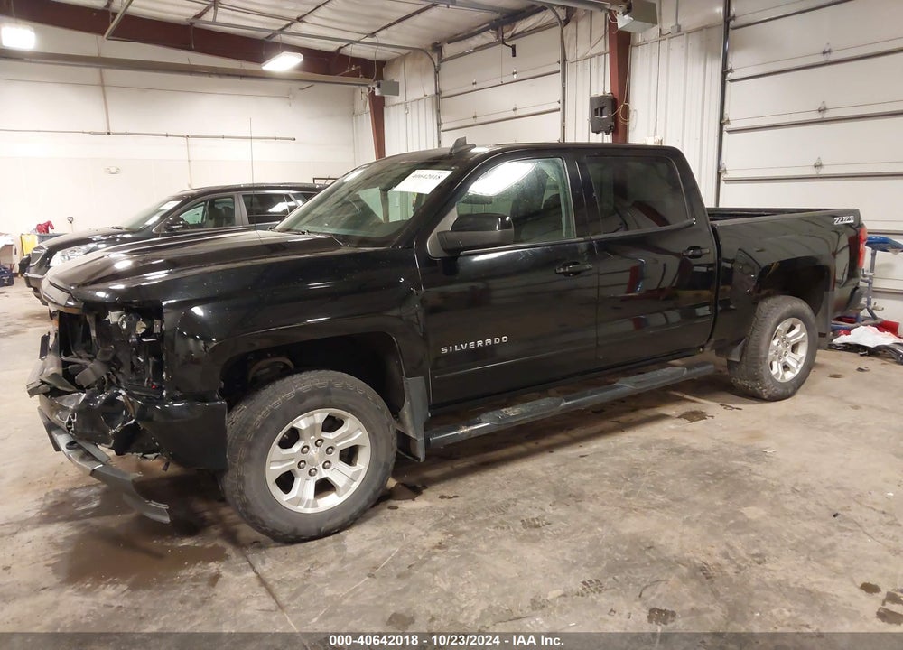 2016 CHEVROLET SILVERADO 1500 2LT VIN: 3GCUKRECXGG281023