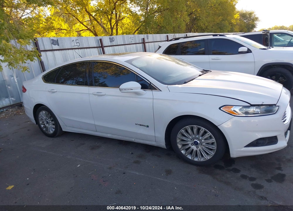 2015 FORD FUSION HYBRID SE VIN: 3FA6P0LU7FR137407