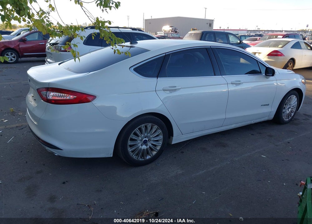 2015 FORD FUSION HYBRID SE VIN: 3FA6P0LU7FR137407