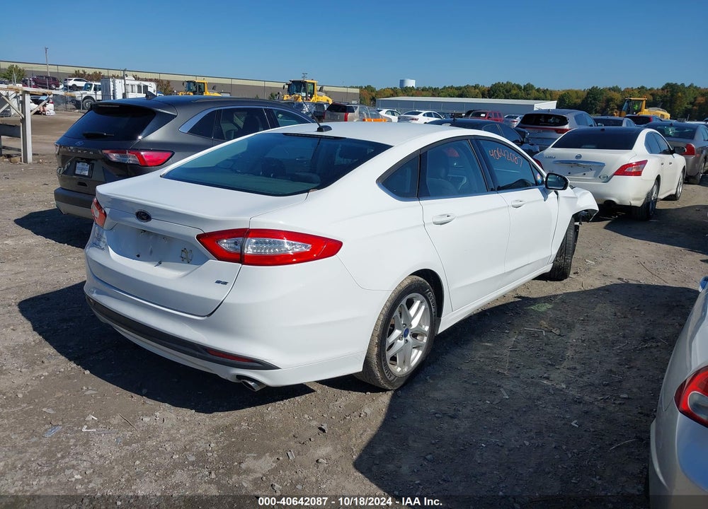 2016 FORD FUSION SE VIN: 3FA6P0H72GR118221