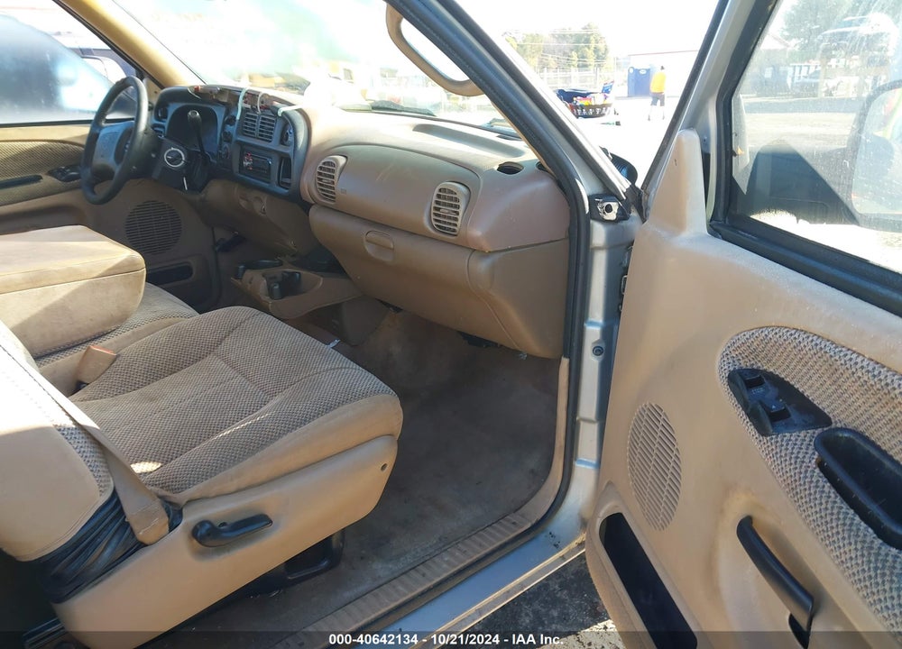 2000 DODGE RAM 1500 ST VIN: 1B7HC13ZXYJ113695