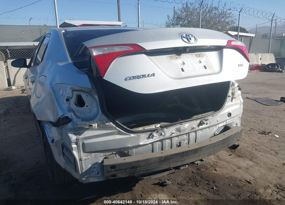 2015 TOYOTA COROLLA LE VIN: 5YFBURHE7FP284467