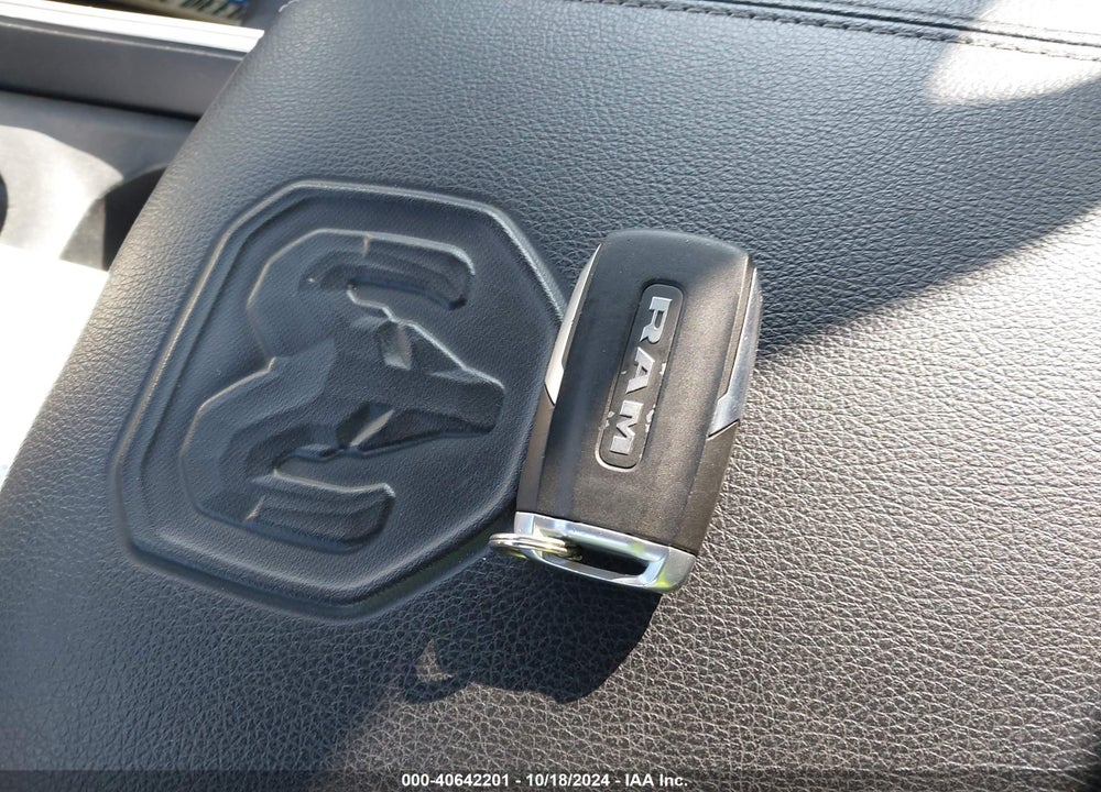 2020 RAM 1500 VIN: 1C6SRFJT3LN224579
