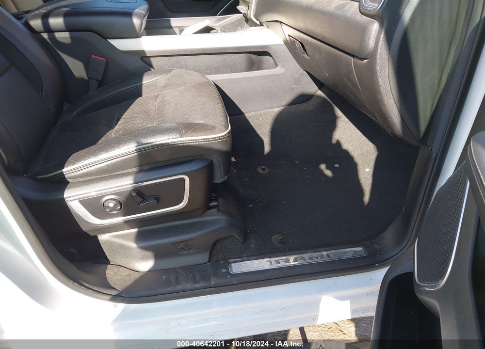 2020 RAM 1500 VIN: 1C6SRFJT3LN224579