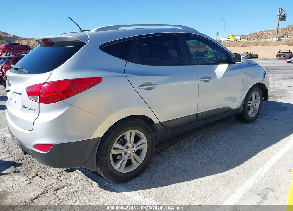 2012 HYUNDAI TUCSON GLS VIN: KM8JU3AC2CU498956