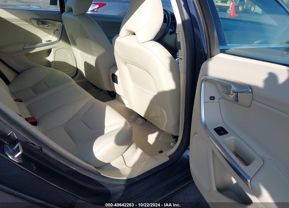 2016 VOLVO S60 T5 DRIVE-E PREMIER VIN: YV126MFK5G2396653