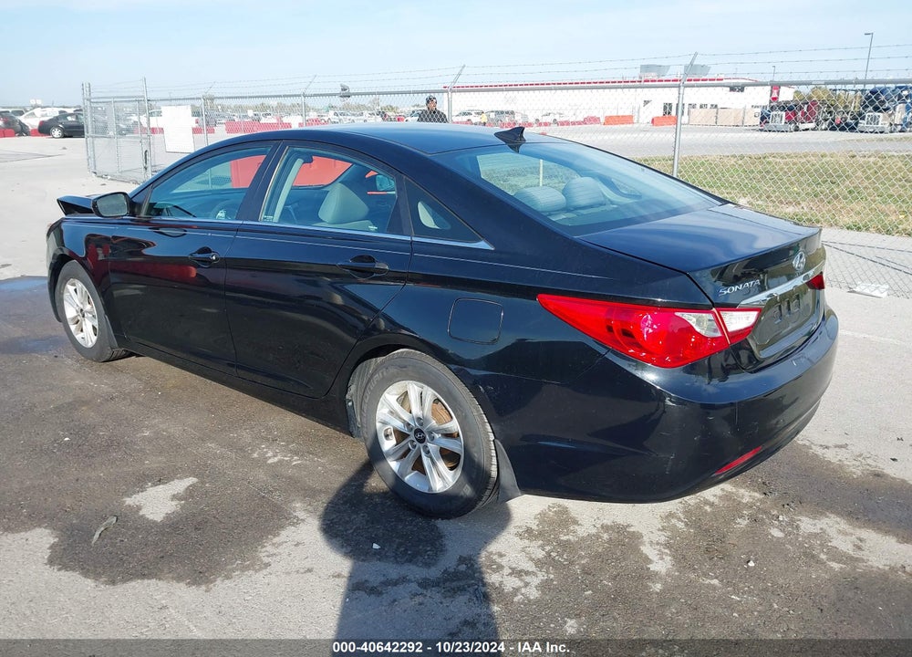 2013 HYUNDAI SONATA GLS VIN: 5NPEB4AC9DH800515