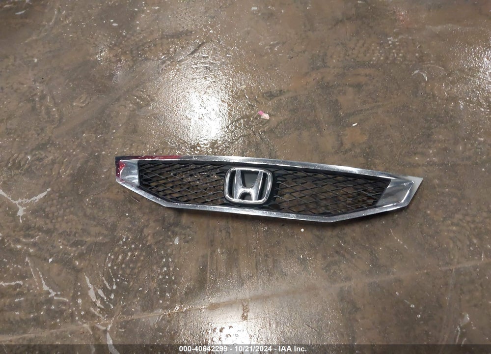 2010 HONDA ACCORD 2.4 LX-S VIN: 1HGCS1B34AA015411