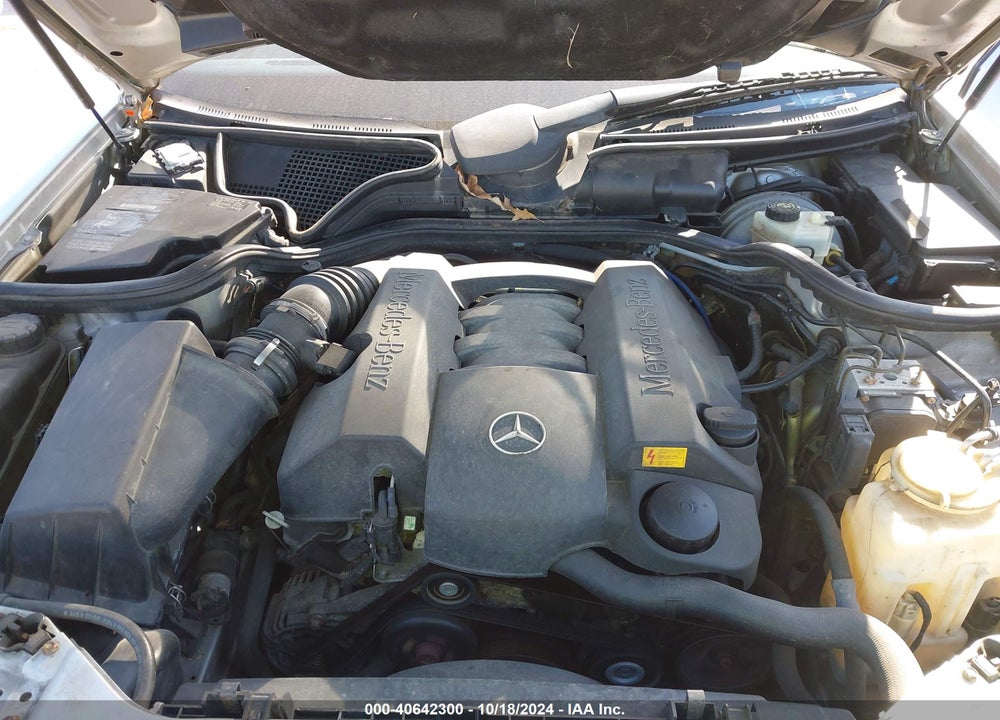 1999 MERCEDES-BENZ E 320 AWD VIN: WDBJH82F0XX017149