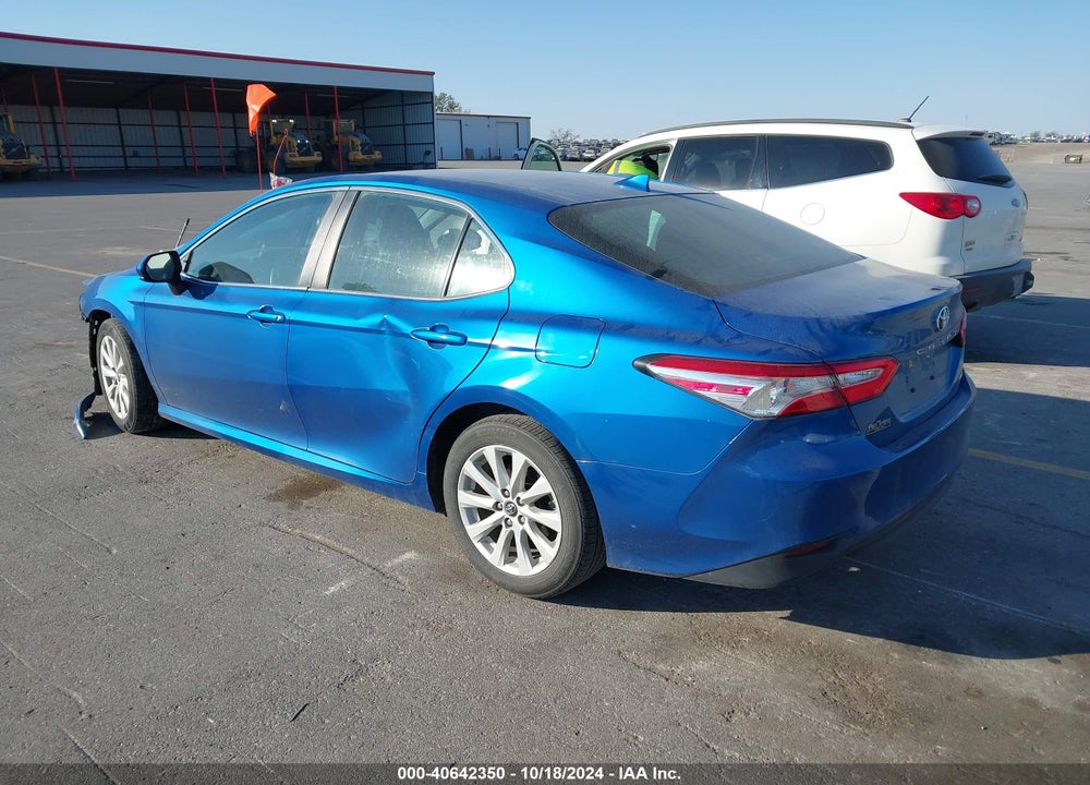 2019 TOYOTA CAMRY VIN: 4T1B11HK8KU237456