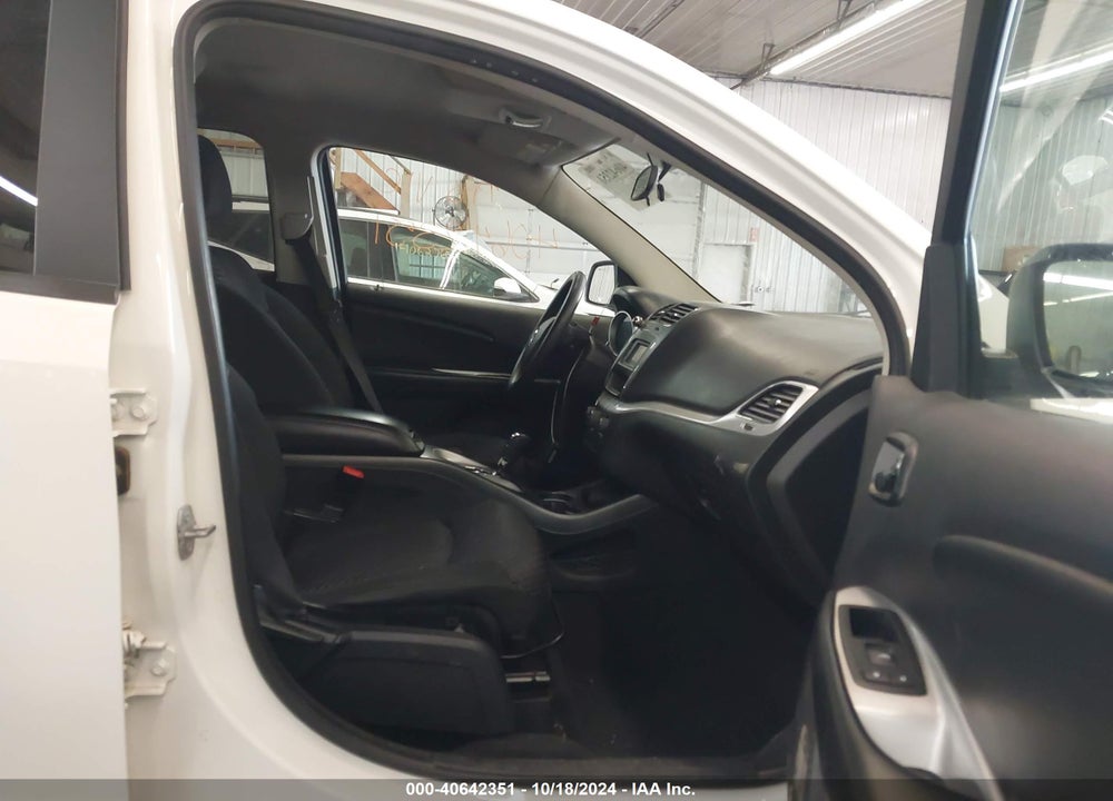 2014 DODGE JOURNEY SXT VIN: 3C4PDDBG4ET271335