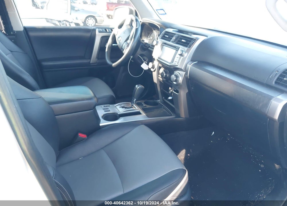 2018 TOYOTA 4RUNNER SR5 PREMIUM VIN: JTEZU5JR3J5182234
