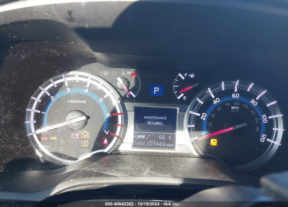 2018 TOYOTA 4RUNNER SR5 PREMIUM VIN: JTEZU5JR3J5182234