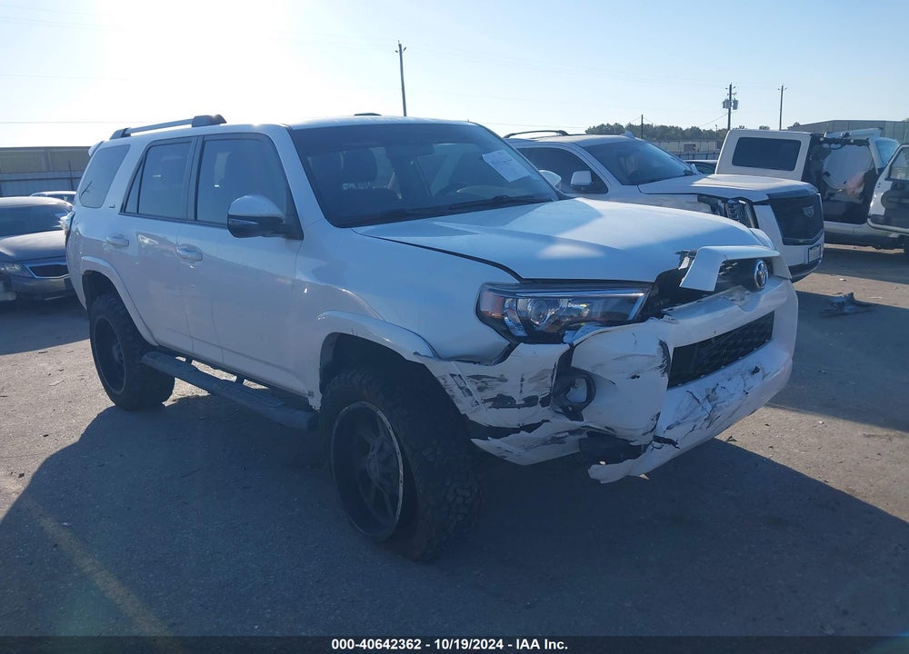 2018 TOYOTA 4RUNNER SR5 PREMIUM VIN: JTEZU5JR3J5182234