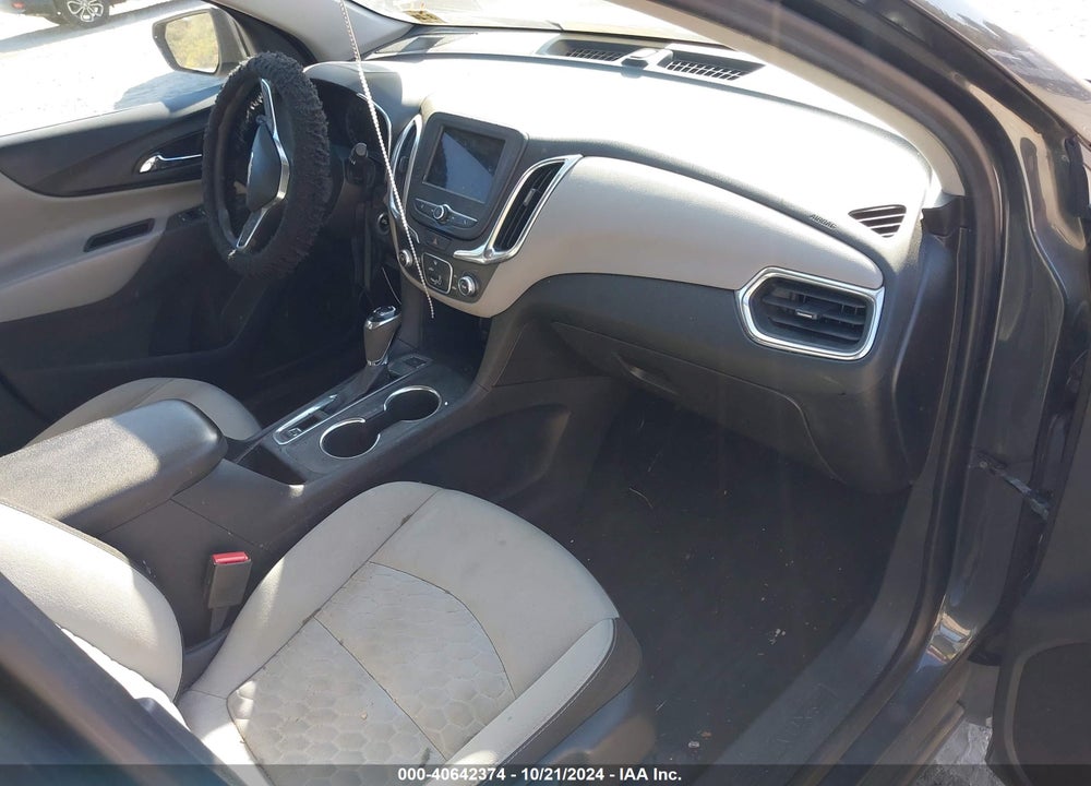 2019 CHEVROLET EQUINOX LS VIN: 3GNAXSEV3KS592920