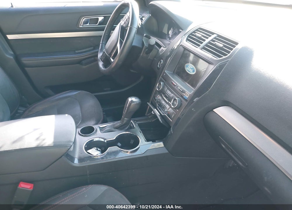 2018 FORD EXPLORER XLT VIN: 1FM5K7D8XJGC93936