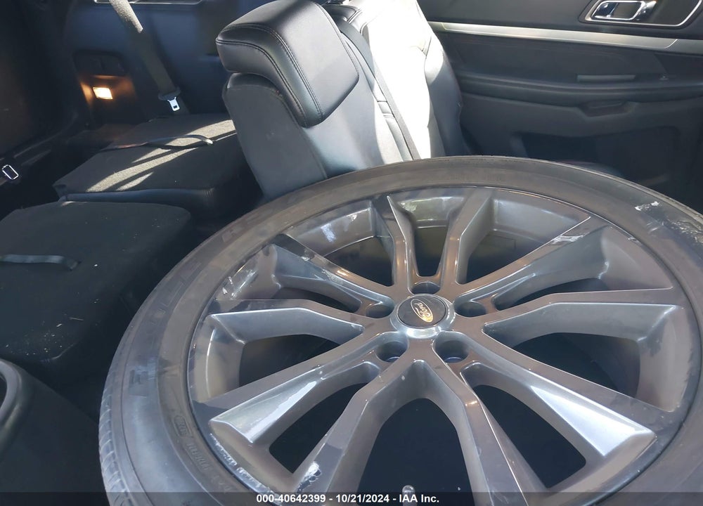 2018 FORD EXPLORER XLT VIN: 1FM5K7D8XJGC93936