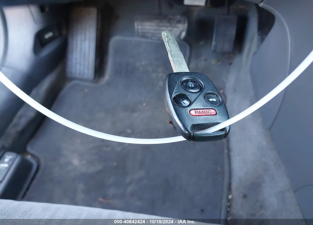 2004 HONDA ACCORD 2.4 LX VIN: 1HGCM56314A006469