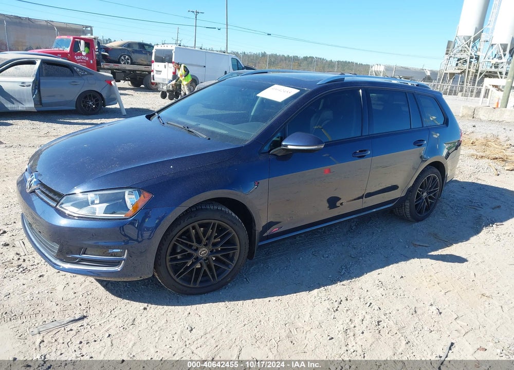 2015 VOLKSWAGEN GOLF SPORTWAGEN TSI SEL 4-DOOR VIN: 3VWC17AU1FM518643
