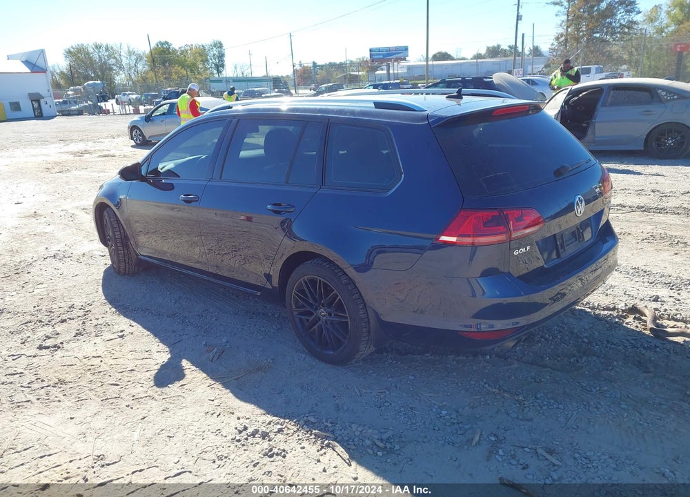 2015 VOLKSWAGEN GOLF SPORTWAGEN TSI SEL 4-DOOR VIN: 3VWC17AU1FM518643