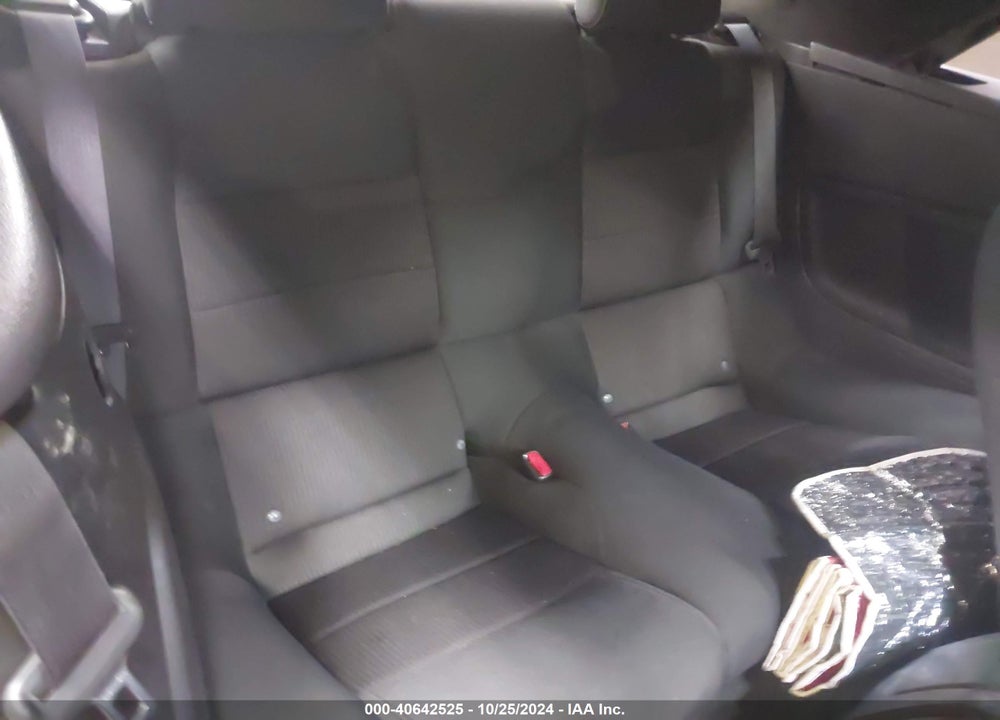 2014 FORD MUSTANG V6 VIN: 1ZVBP8EM5E5292217