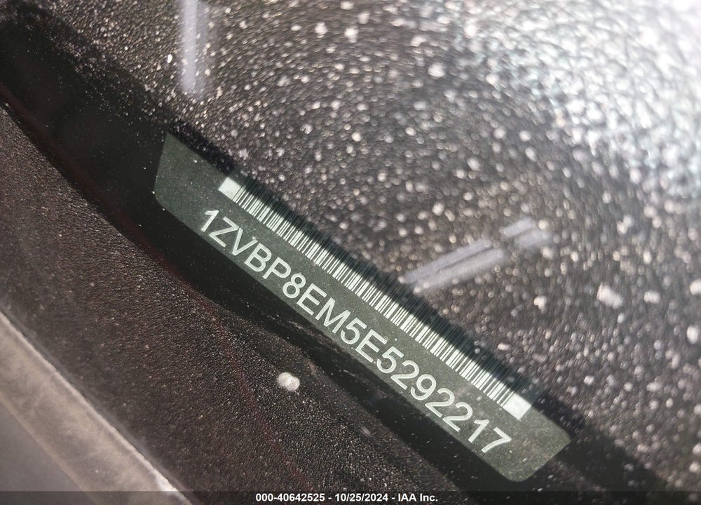 2014 FORD MUSTANG V6 VIN: 1ZVBP8EM5E5292217