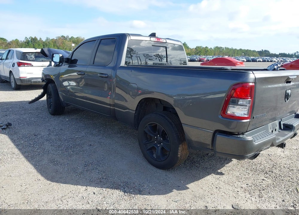 2021 RAM 1500 BIG HORN QUAD CAB 4X2 6'4 BOX VIN: 1C6RREBT0MN709304