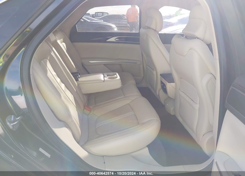 2014 LINCOLN MKZ VIN: 3LN6L2GK7ER823645
