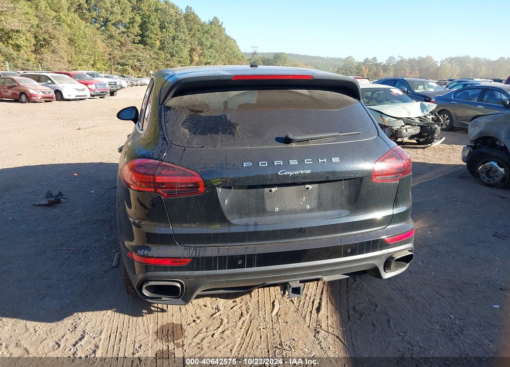 2016 PORSCHE CAYENNE VIN: WP1AA2A26GLA06356