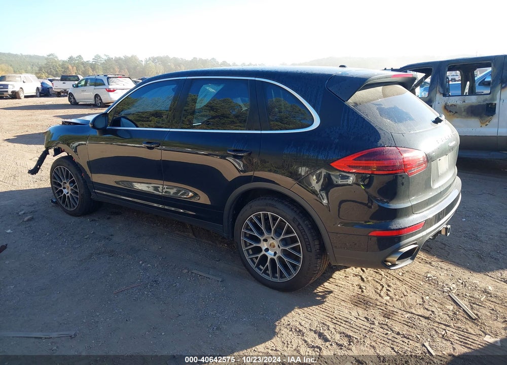 2016 PORSCHE CAYENNE VIN: WP1AA2A26GLA06356