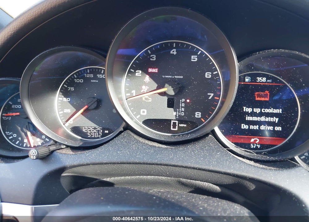 2016 PORSCHE CAYENNE VIN: WP1AA2A26GLA06356
